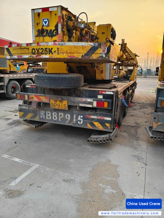 Buy XCMG 25k Used Crane / 1